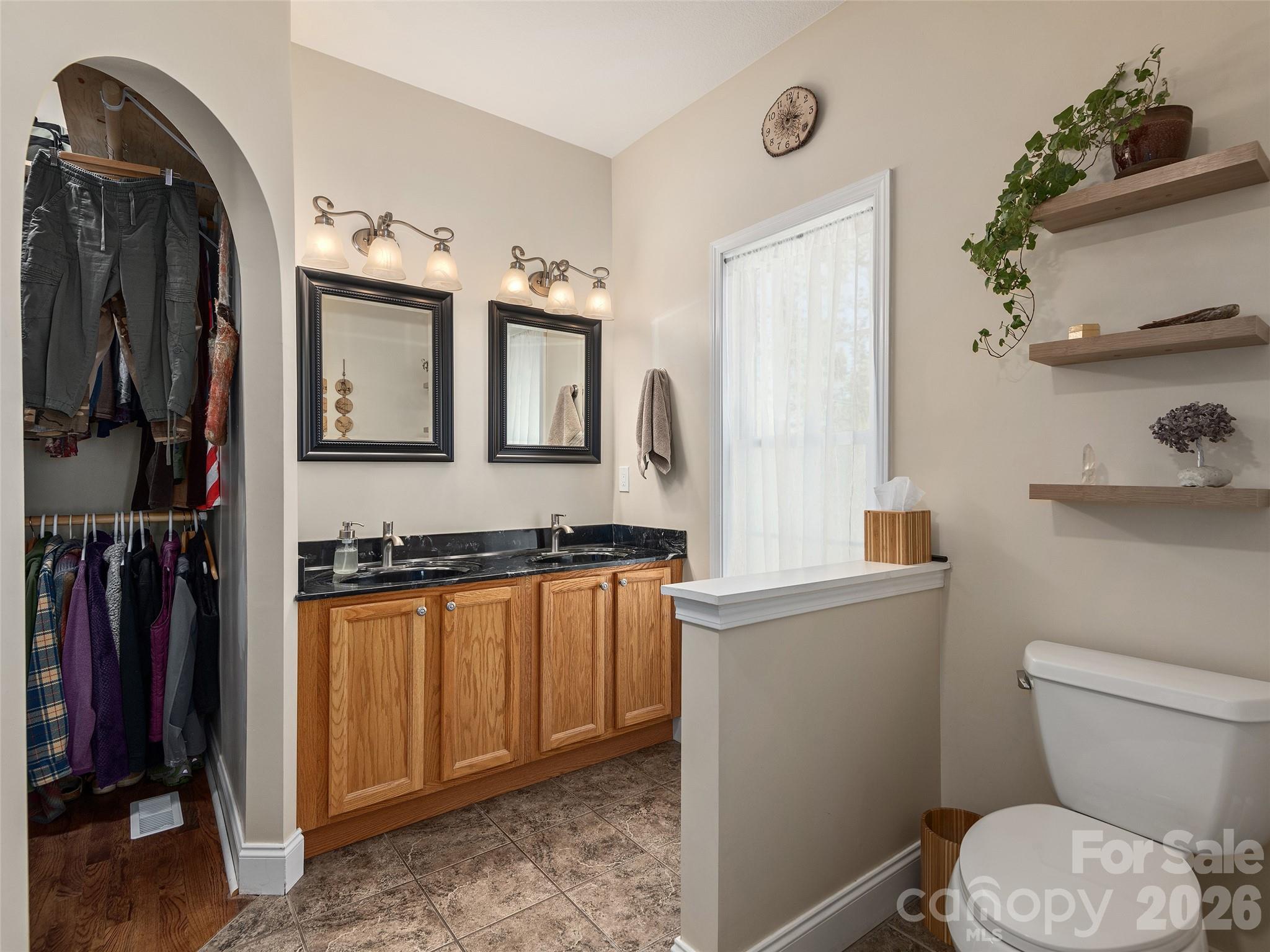 37 Crimson Lane — Hendersonville