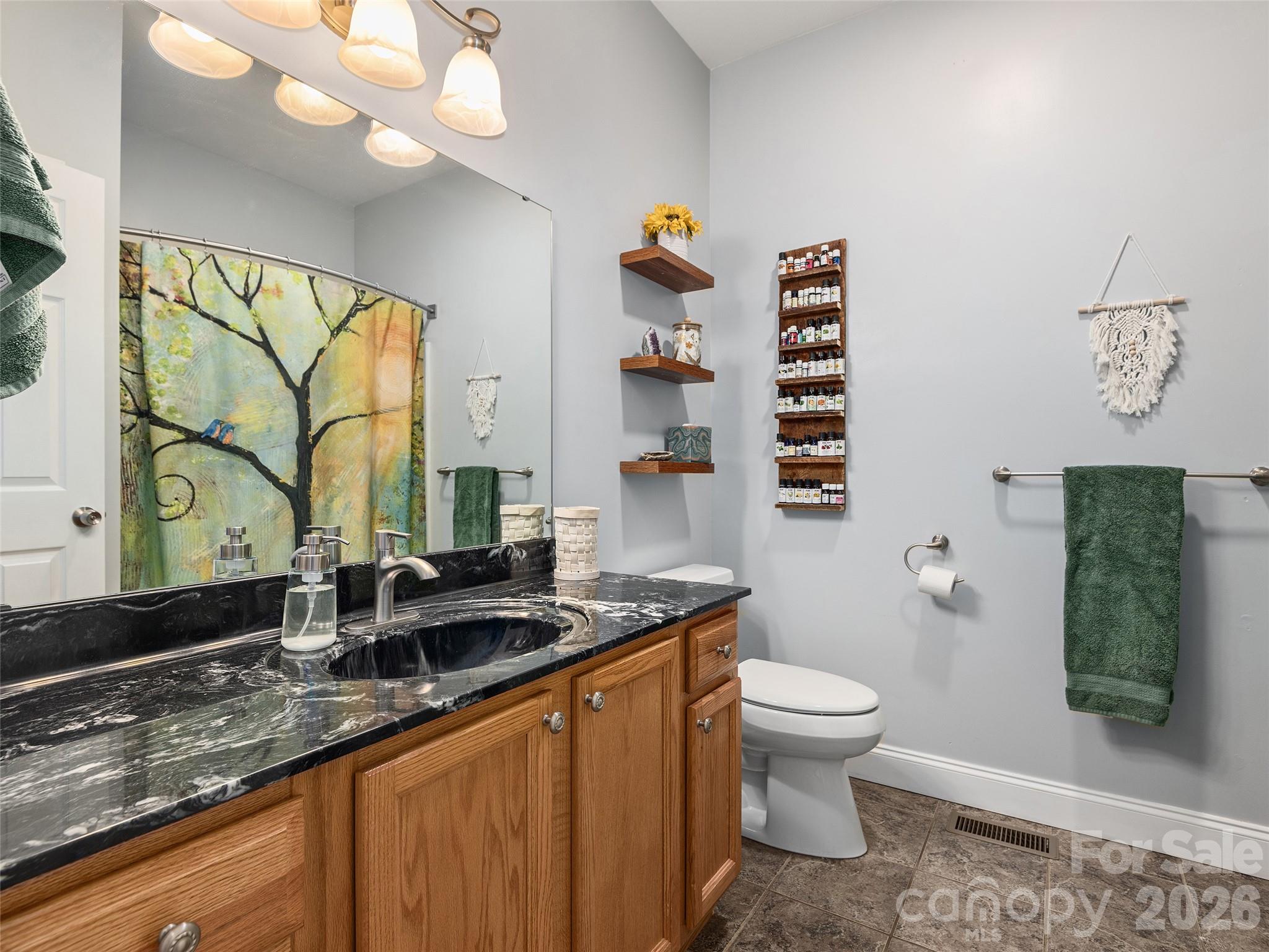 37 Crimson Lane — Hendersonville