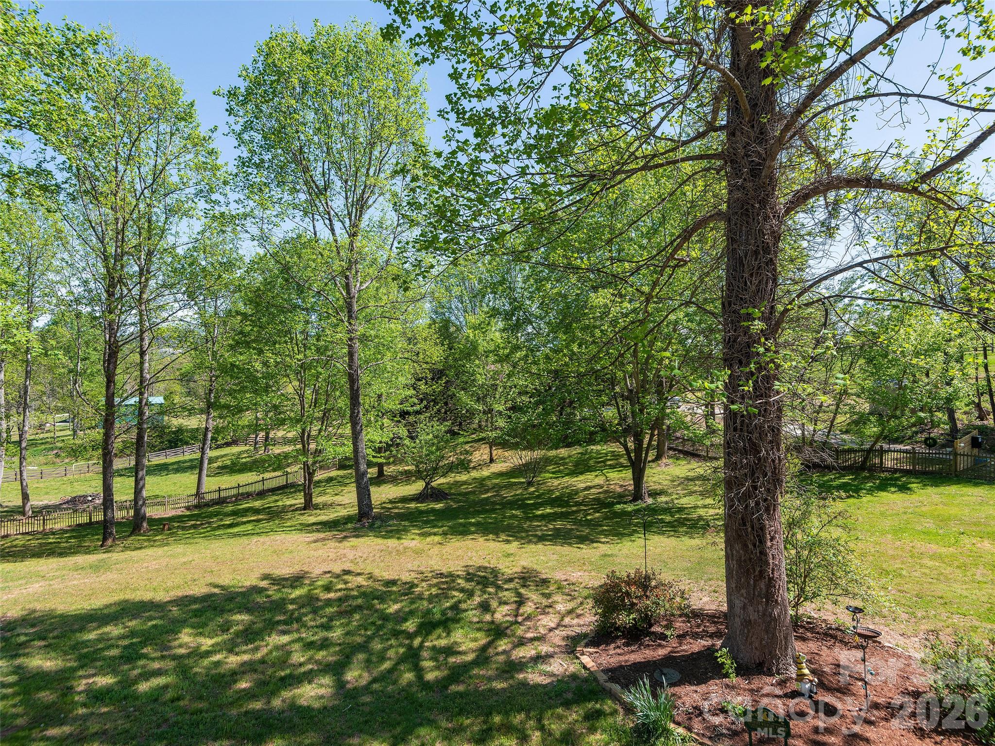 37 Crimson Lane — Hendersonville