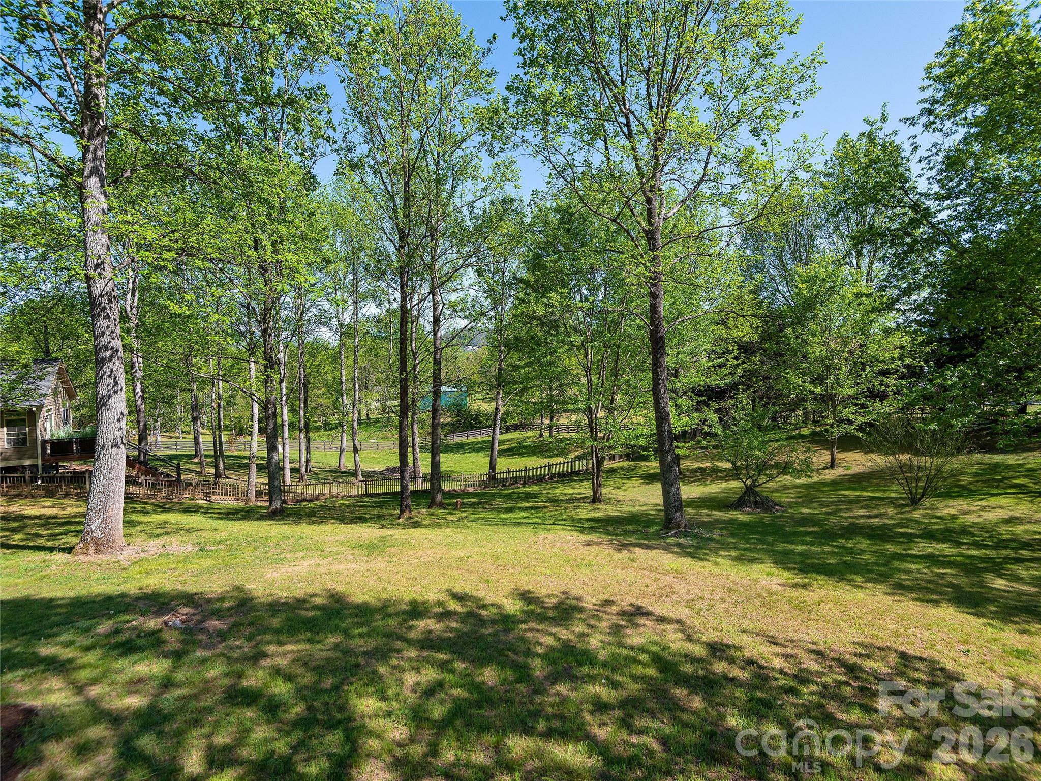 37 Crimson Lane — Hendersonville