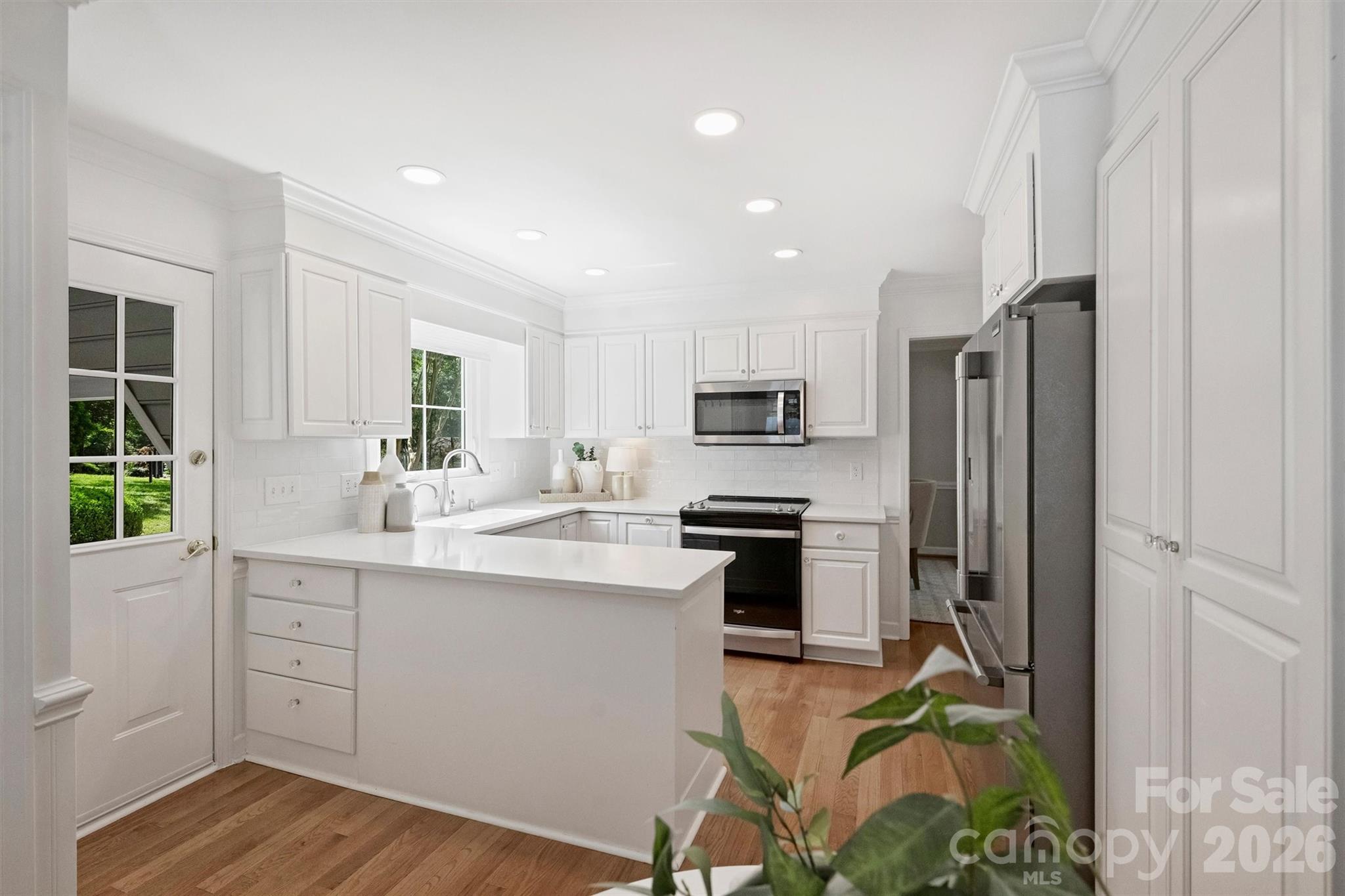 4013 Bridgewood Lane — Charlotte