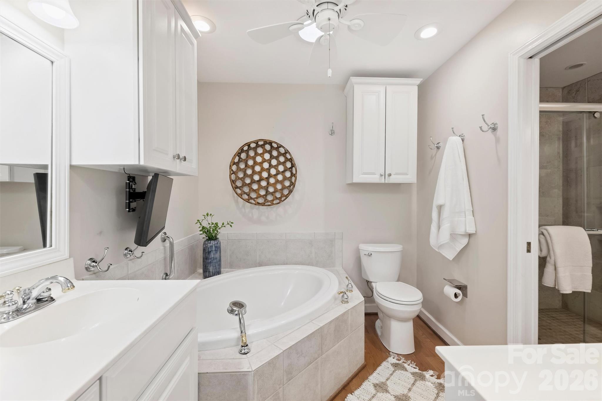 4013 Bridgewood Lane — Charlotte