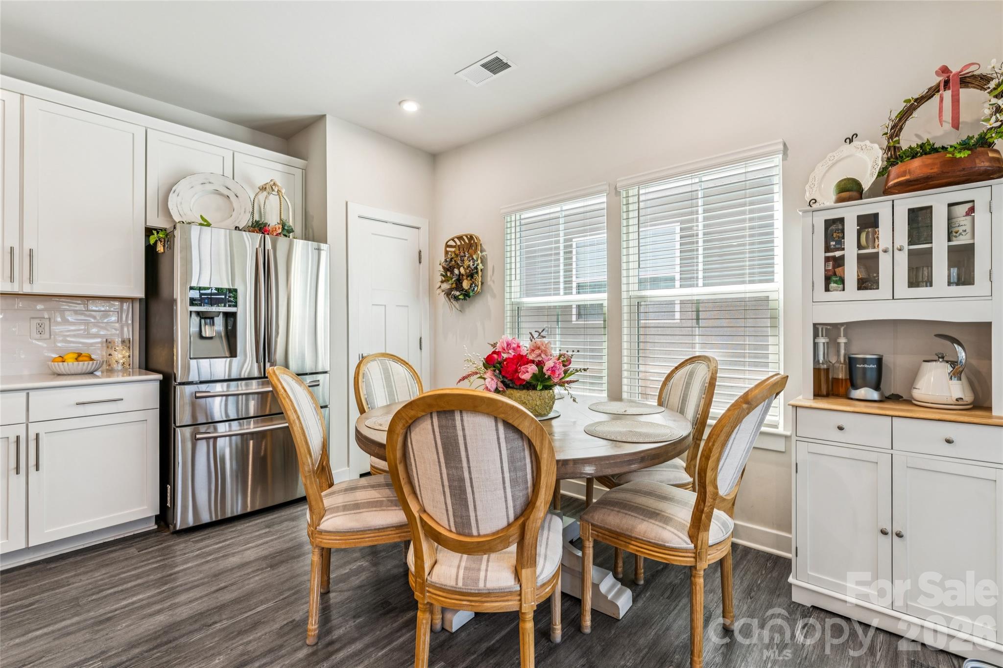 5042 Summer Surprise Lane — Charlotte