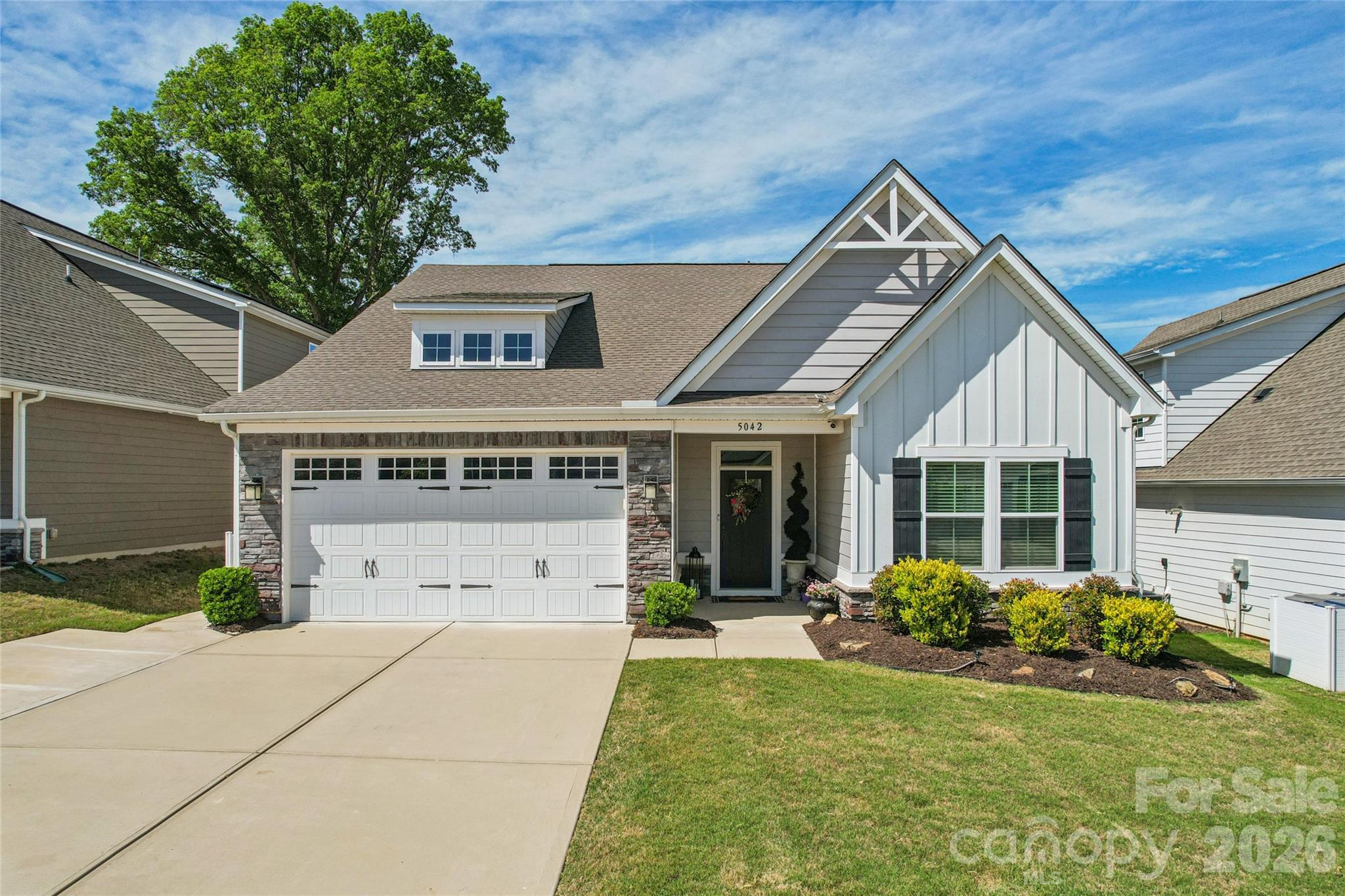 5042 Summer Surprise Lane — Charlotte