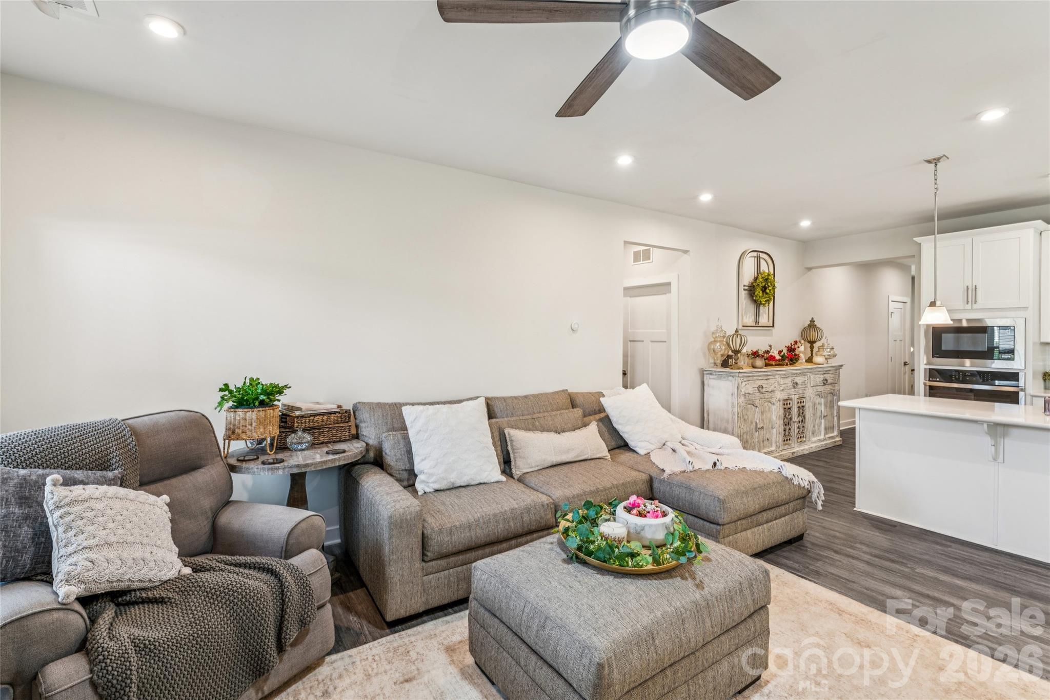 5042 Summer Surprise Lane — Charlotte