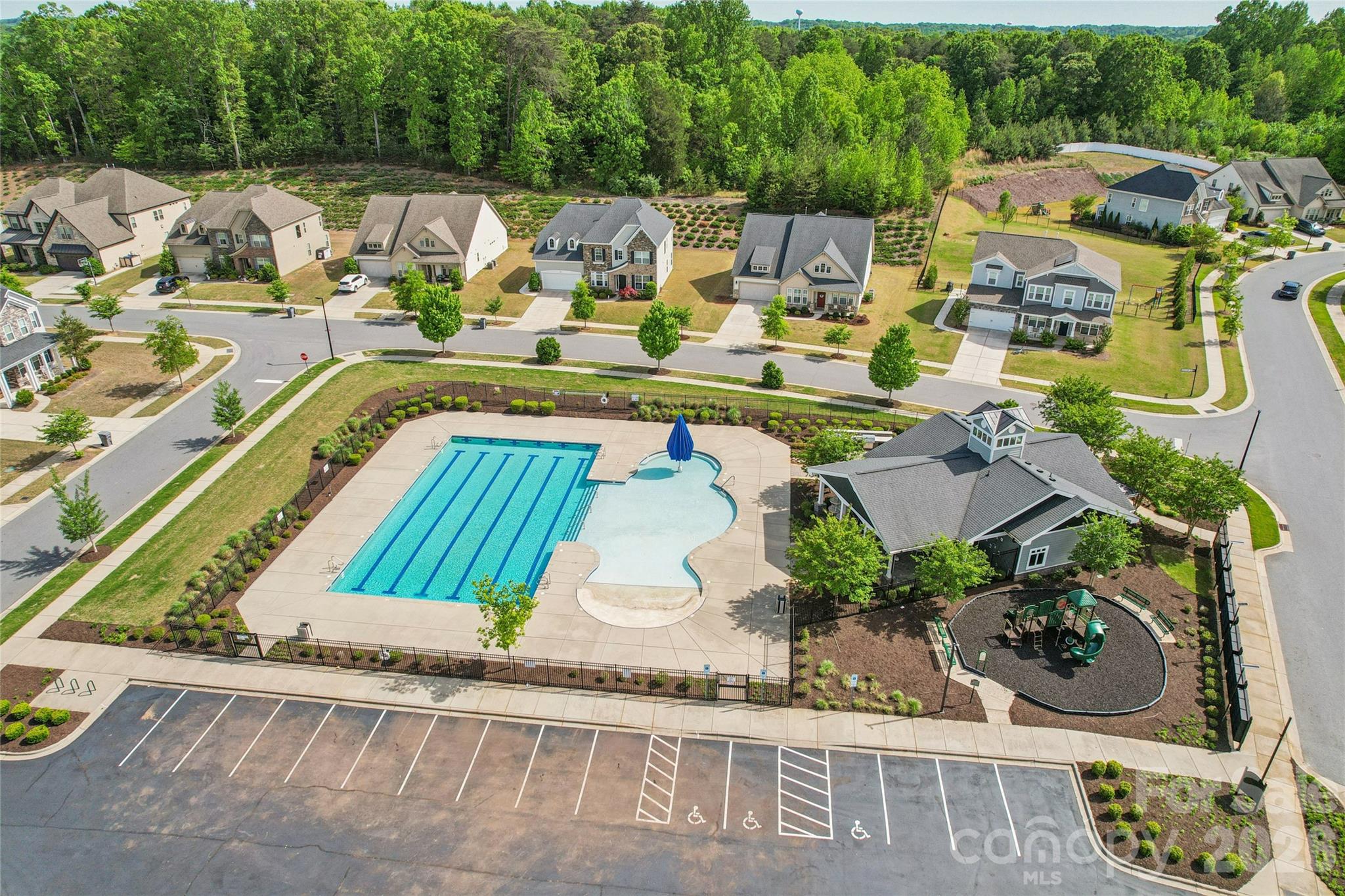 5042 Summer Surprise Lane — Charlotte