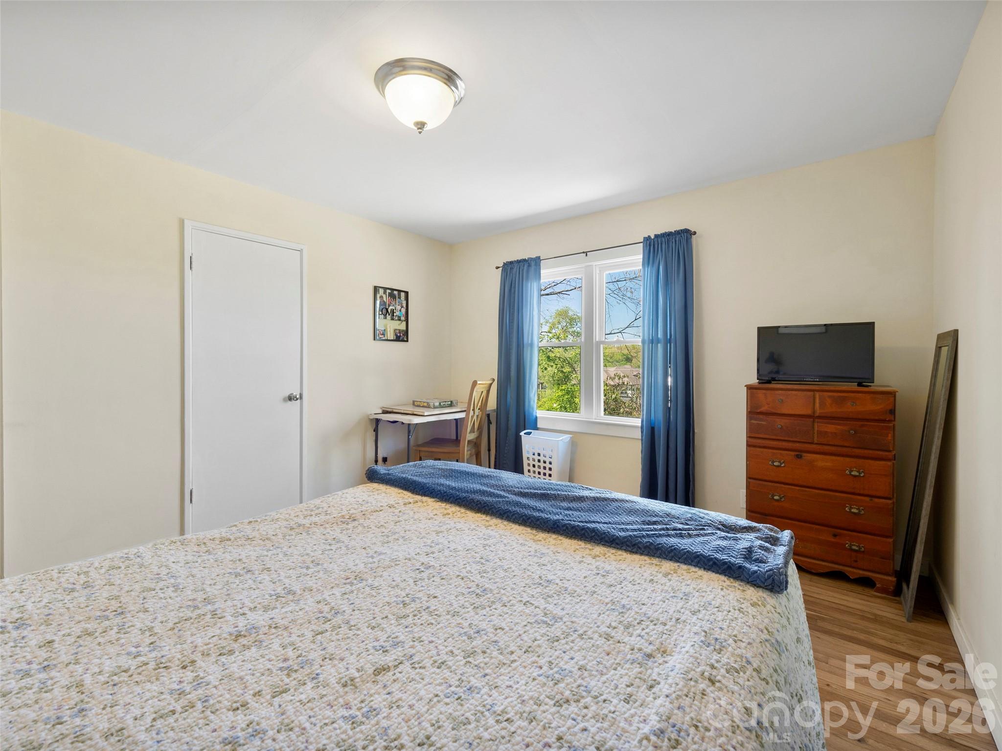 209 Wilmont Drive — Hendersonville
