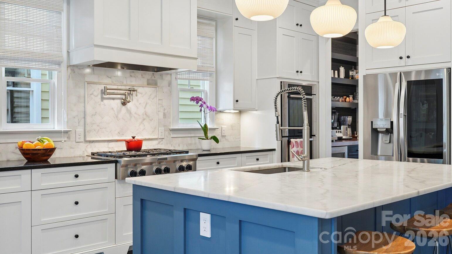 420 E Park Avenue — Charlotte