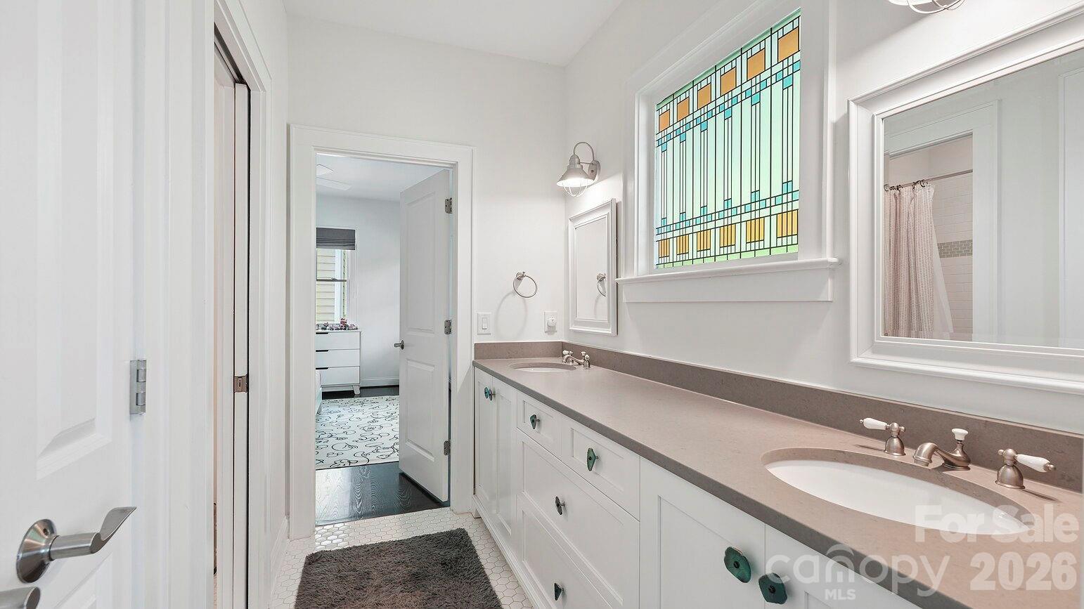 420 E Park Avenue — Charlotte