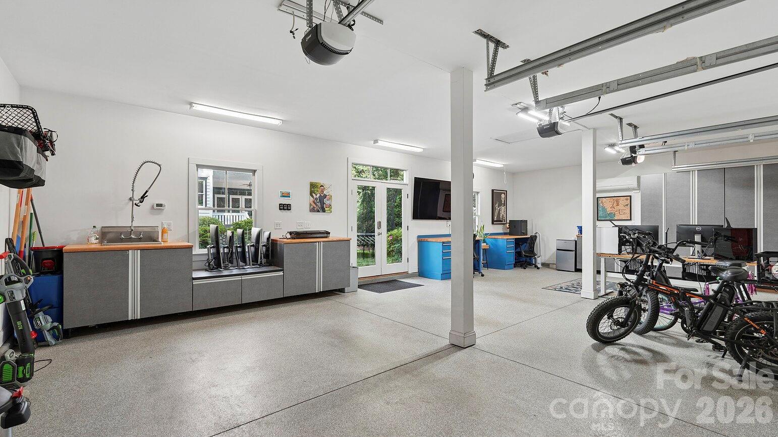 420 E Park Avenue — Charlotte