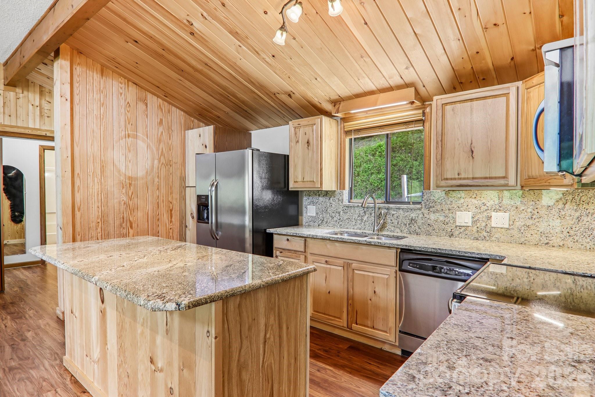 348 Valley Creek Drive — Maggie Valley