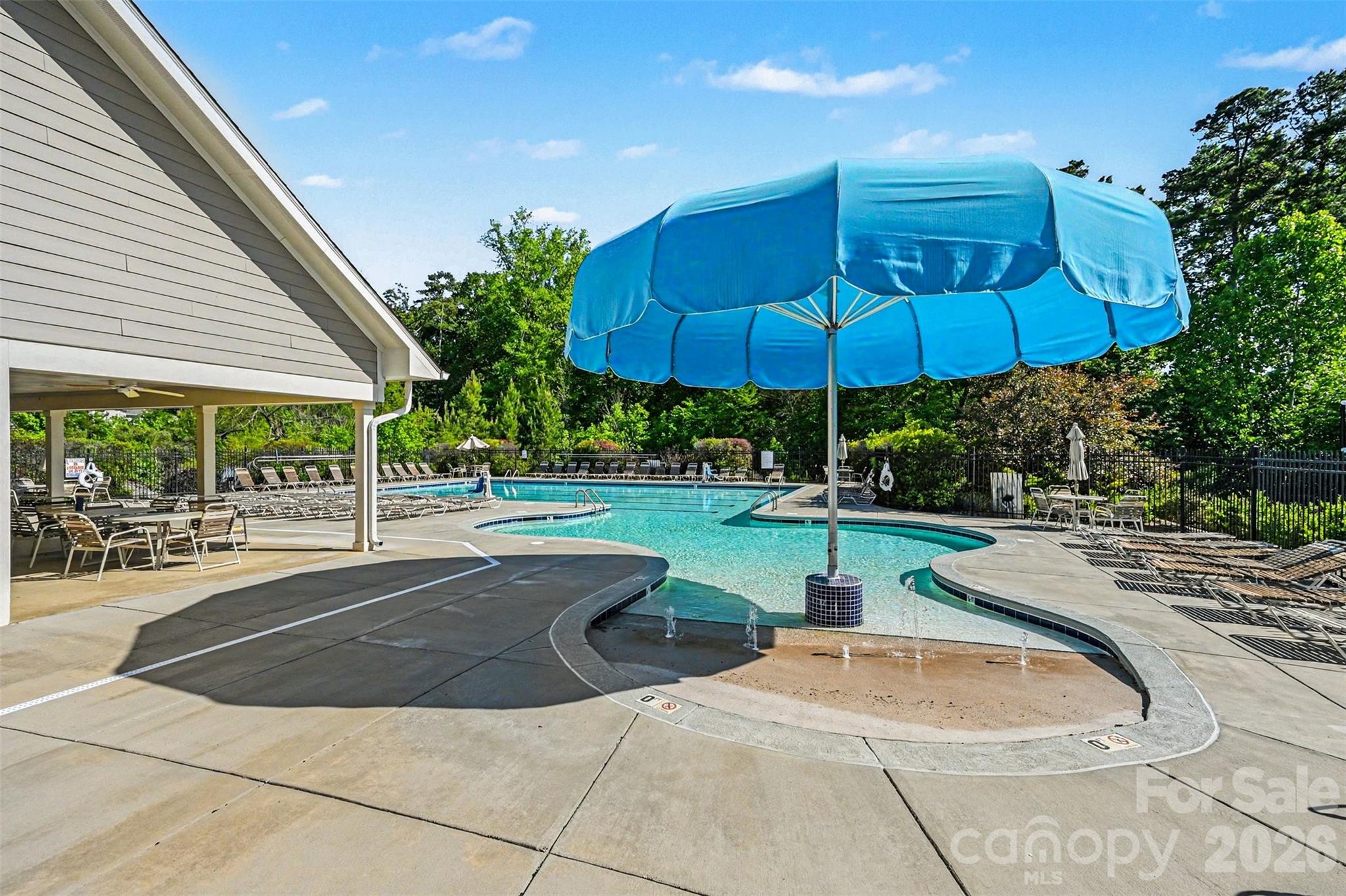 8103 Kalson Street — Huntersville