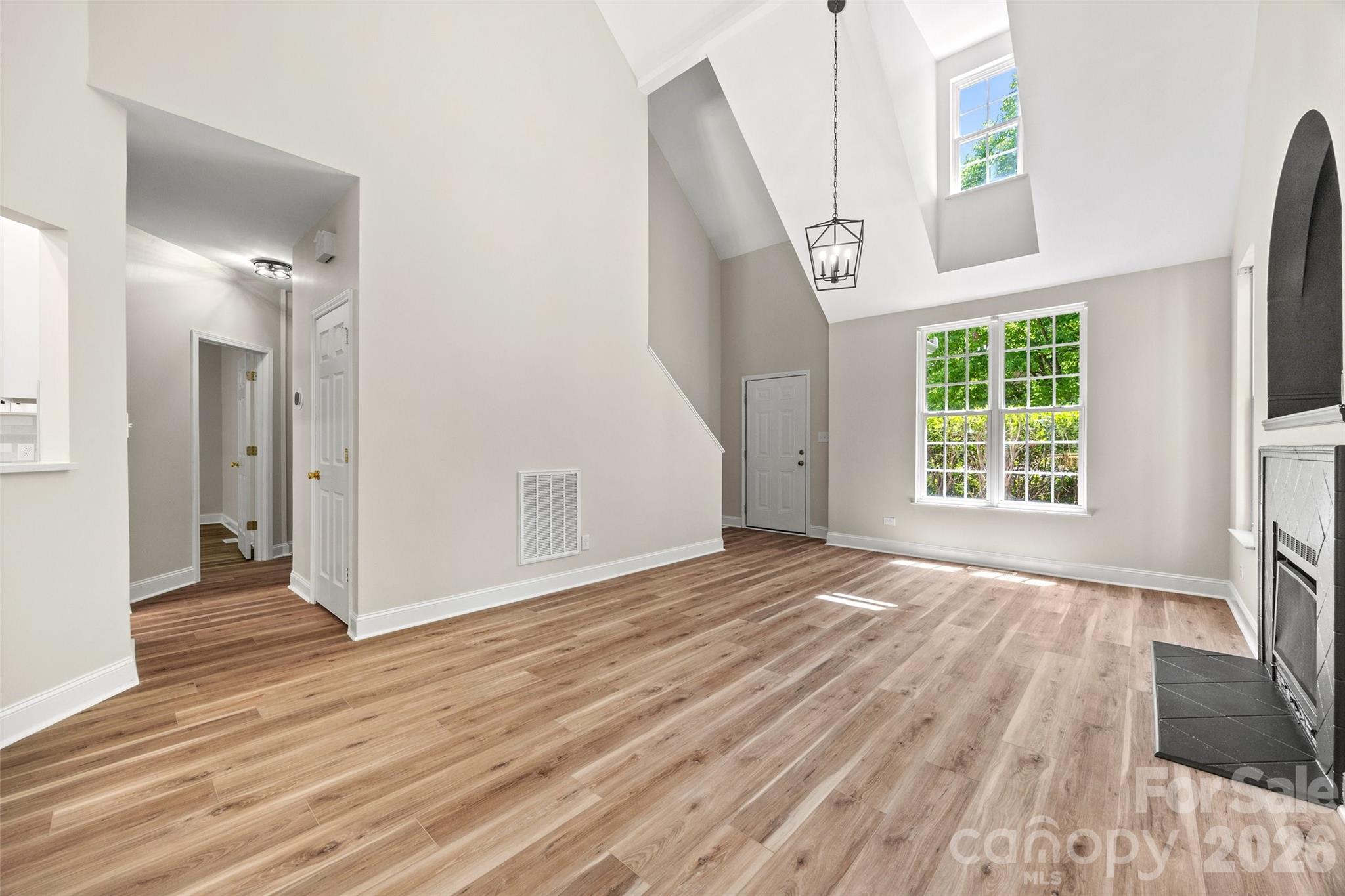 7520 Carmel Road — Charlotte