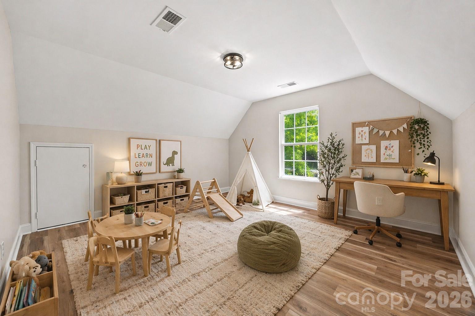 7520 Carmel Road — Charlotte