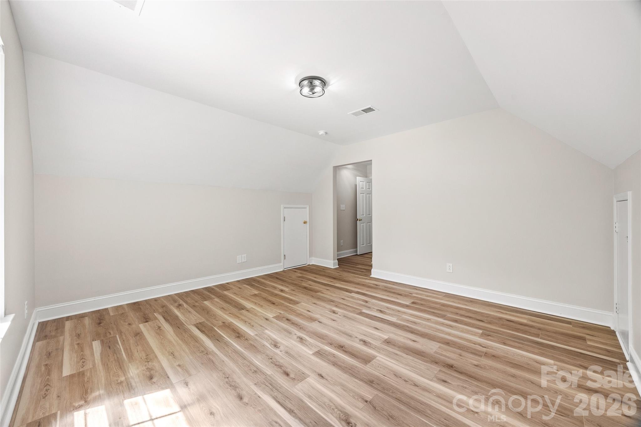 7520 Carmel Road — Charlotte