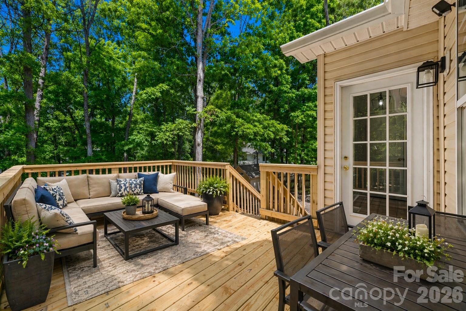 7520 Carmel Road — Charlotte