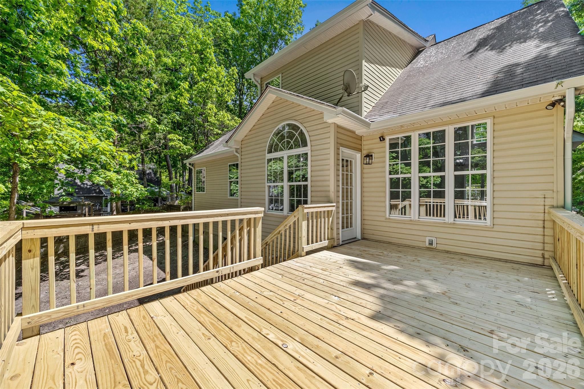 7520 Carmel Road — Charlotte