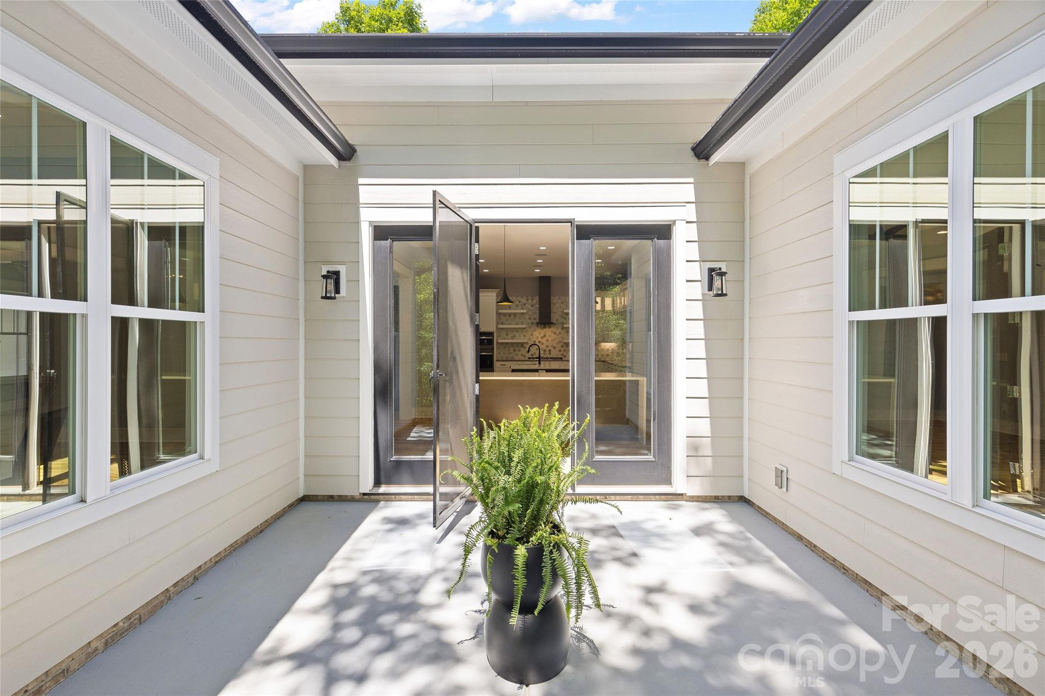 2917 Lake Shore Road S — Denver