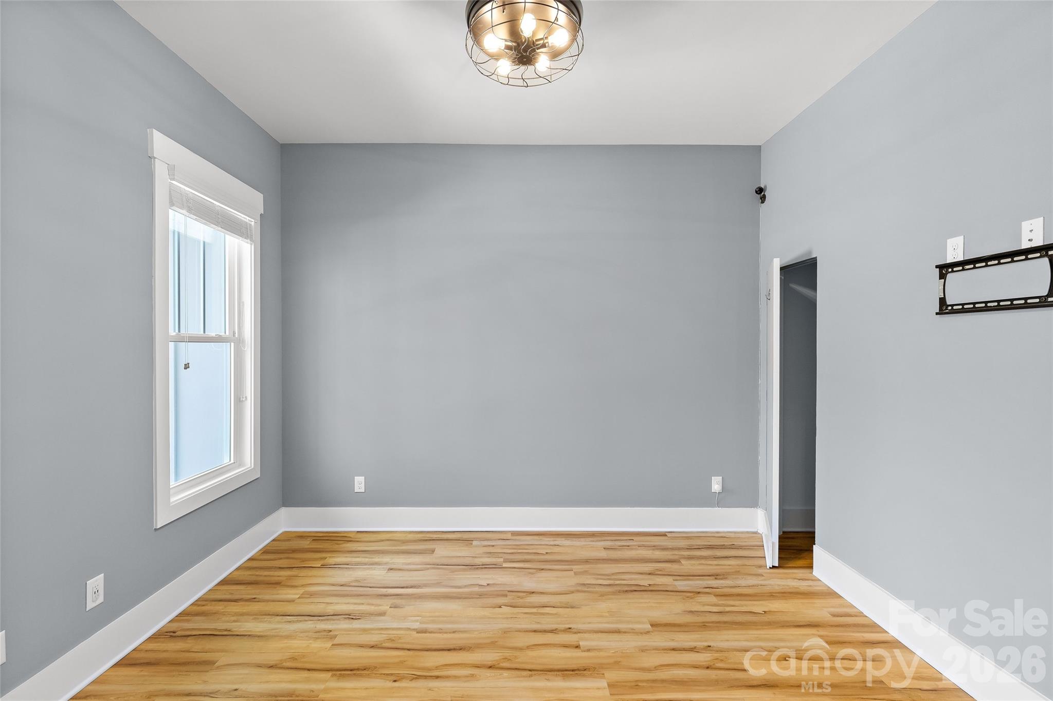 2917 Lake Shore Road S — Denver