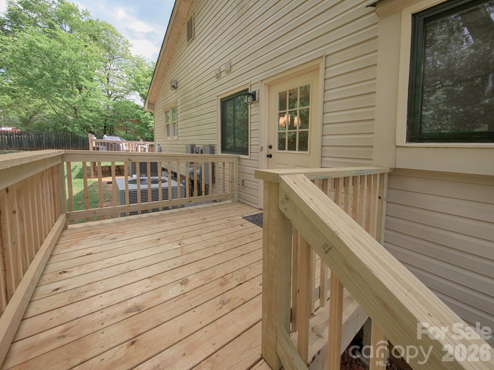 182 Calvin Street — Troutman