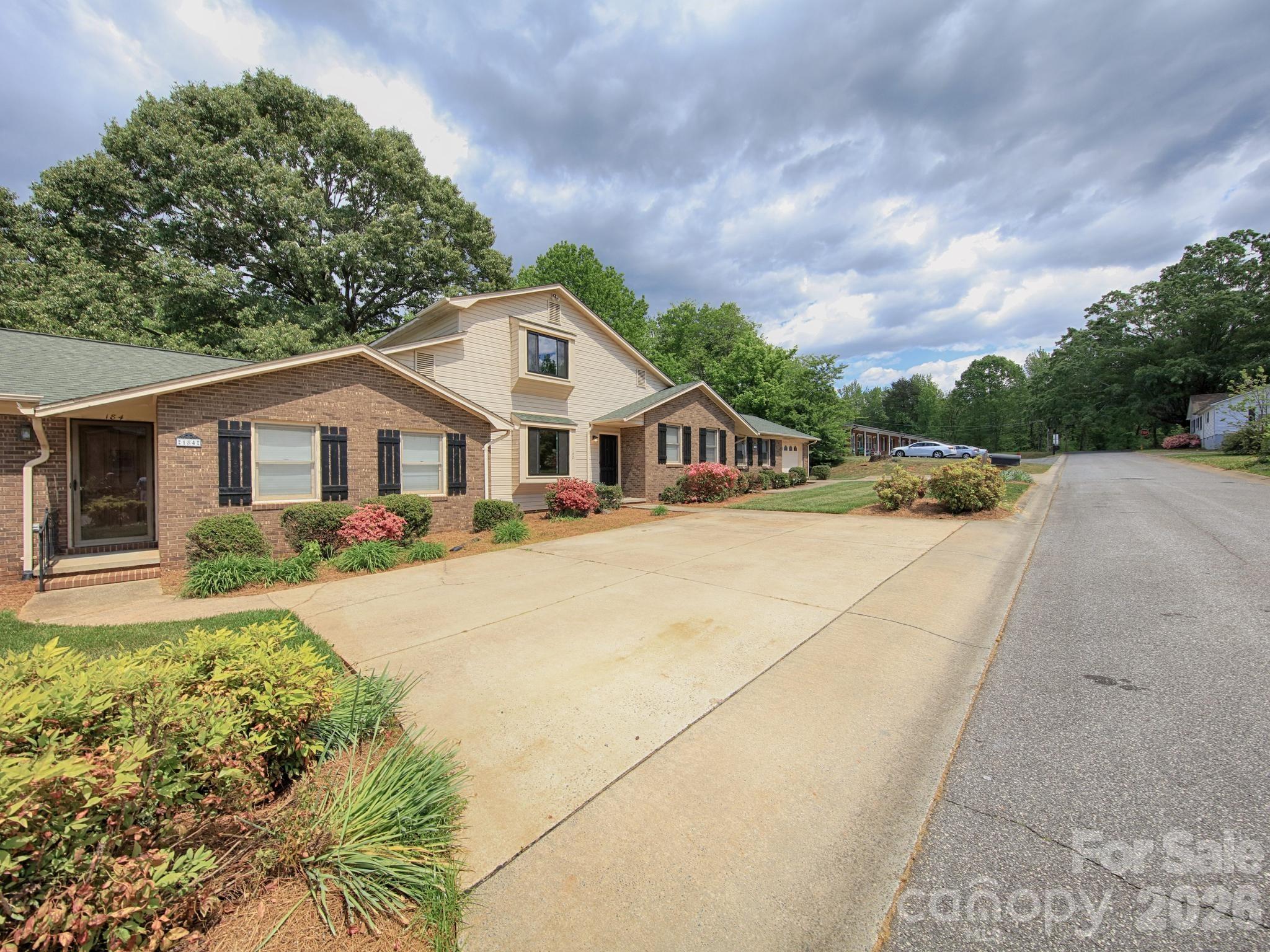 182 Calvin Street — Troutman