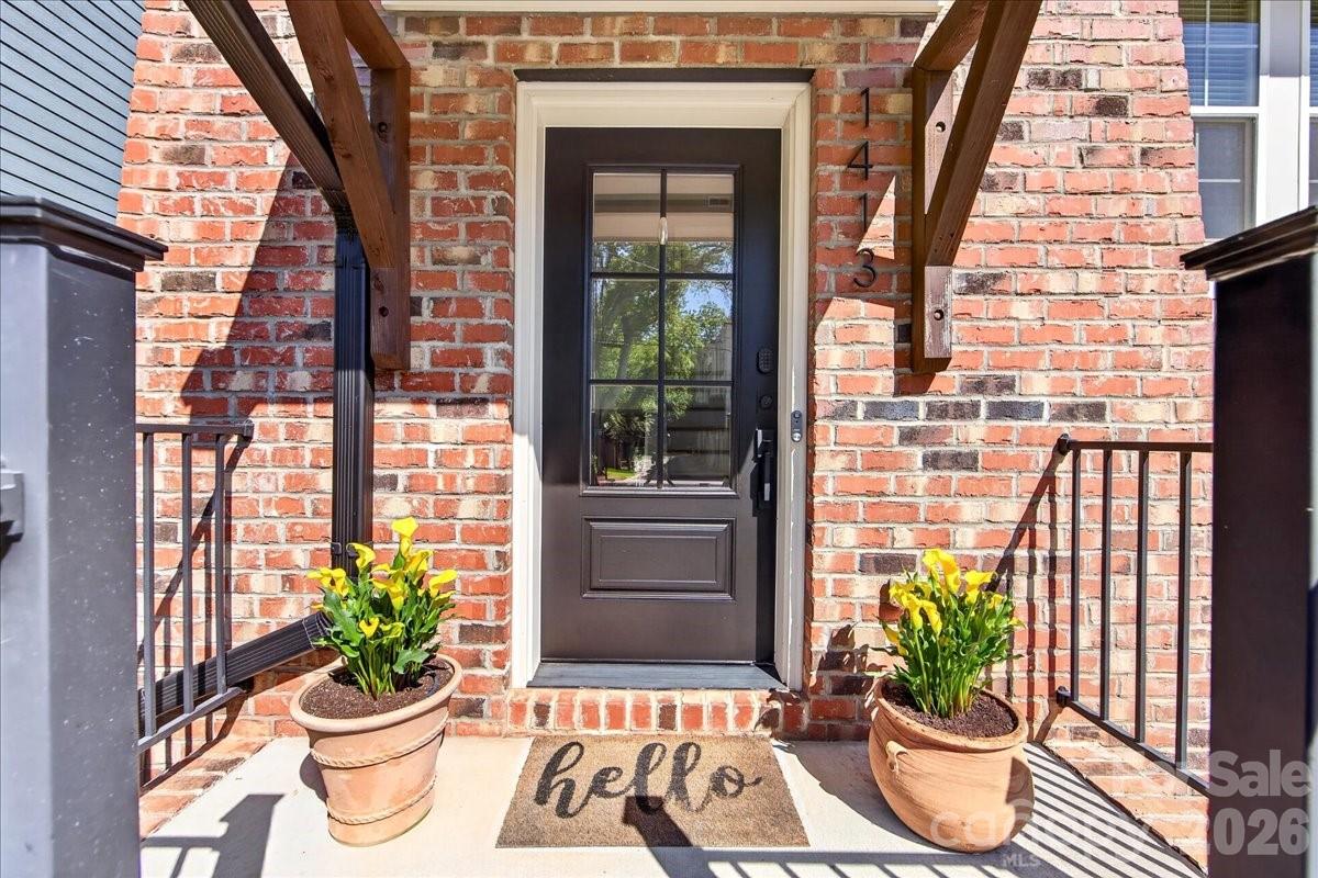 1413 Lomax Avenue — Charlotte