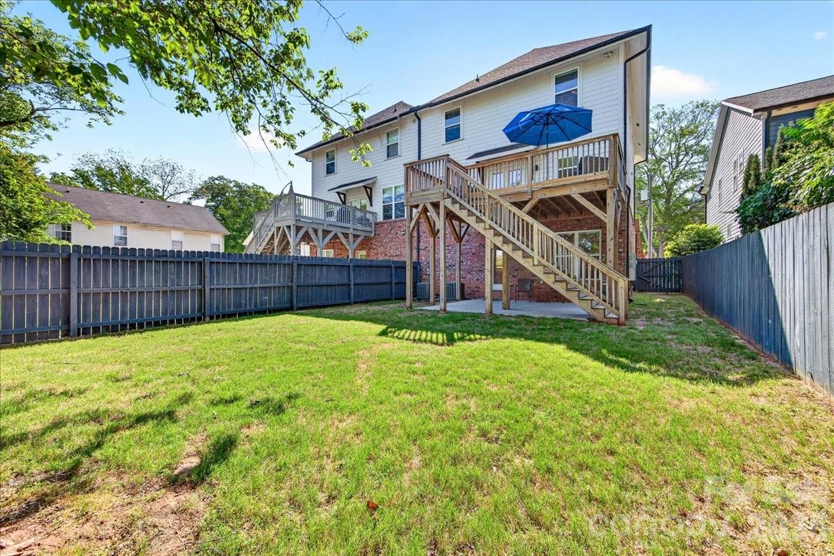 1413 Lomax Avenue — Charlotte