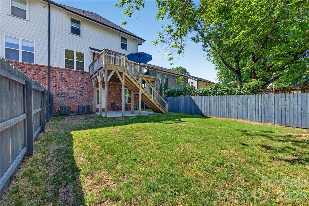 1413 Lomax Avenue — Charlotte