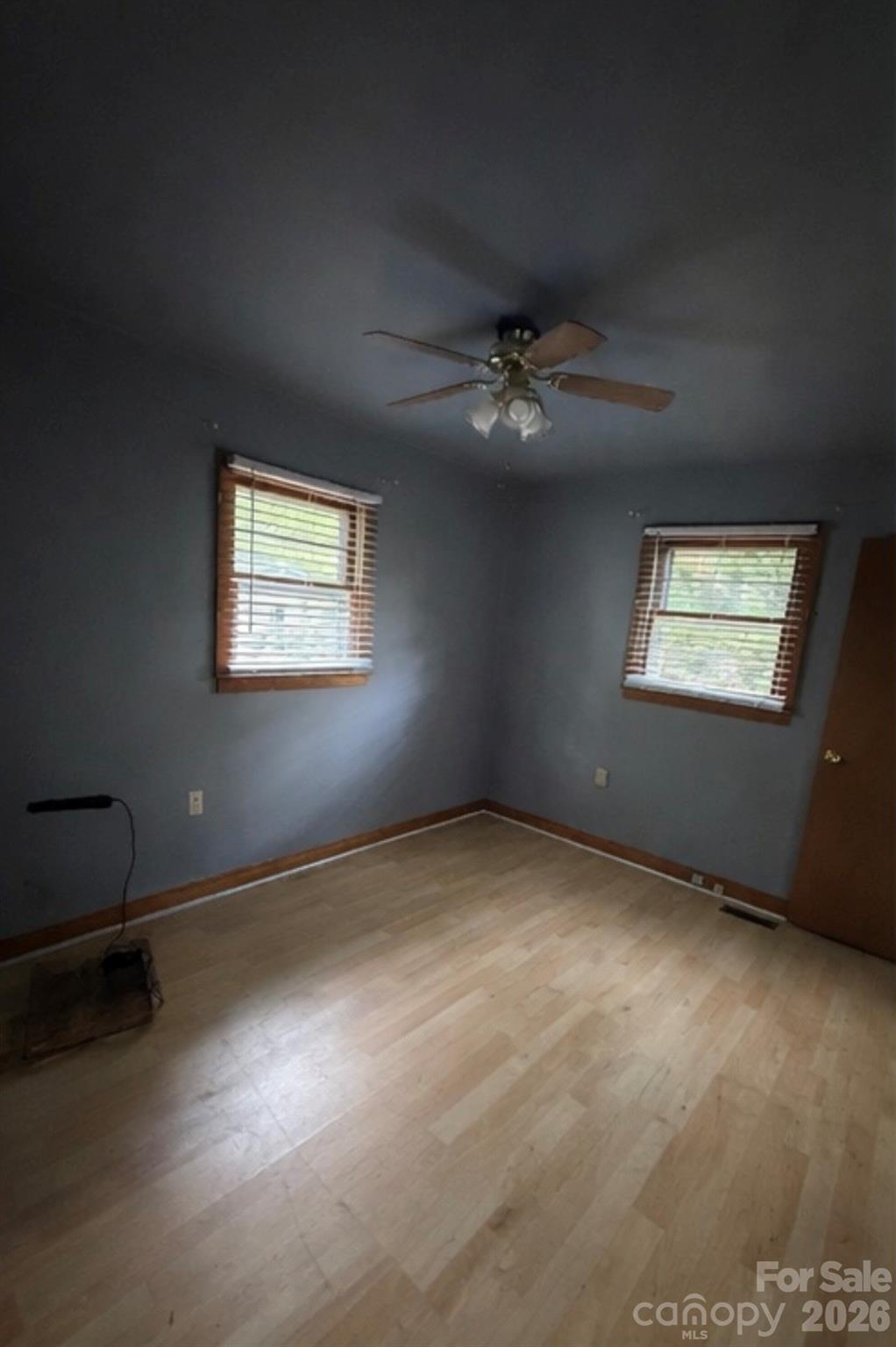9839 W Pine Street — Lowgap