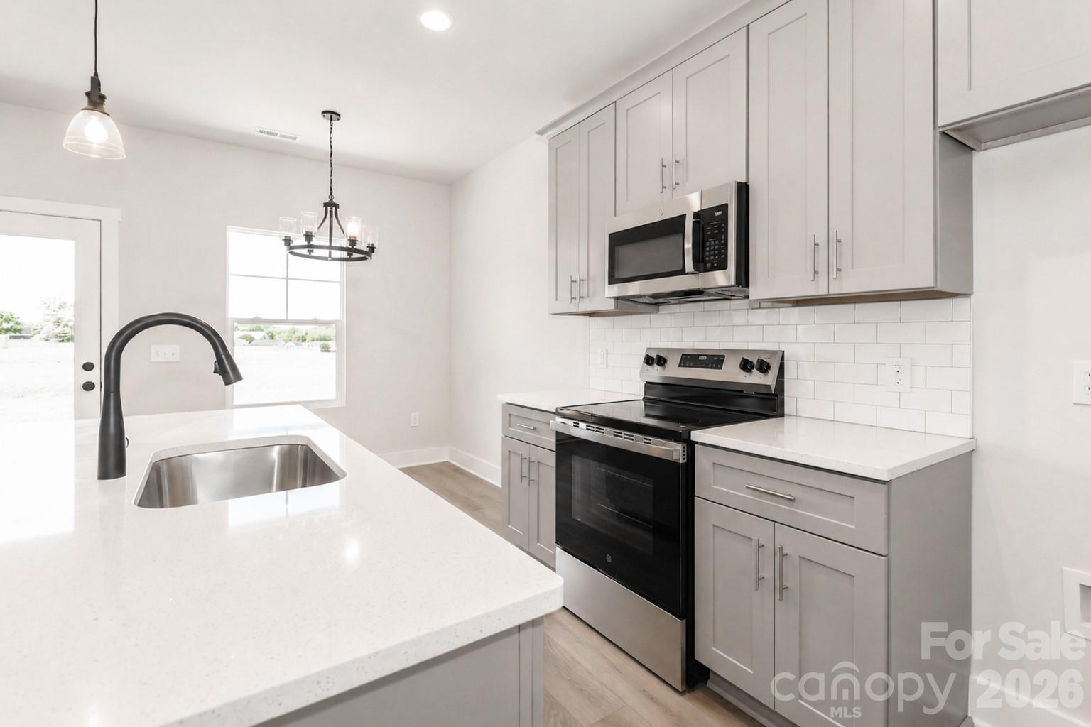 3139 Old Mountain Road — Stony Point