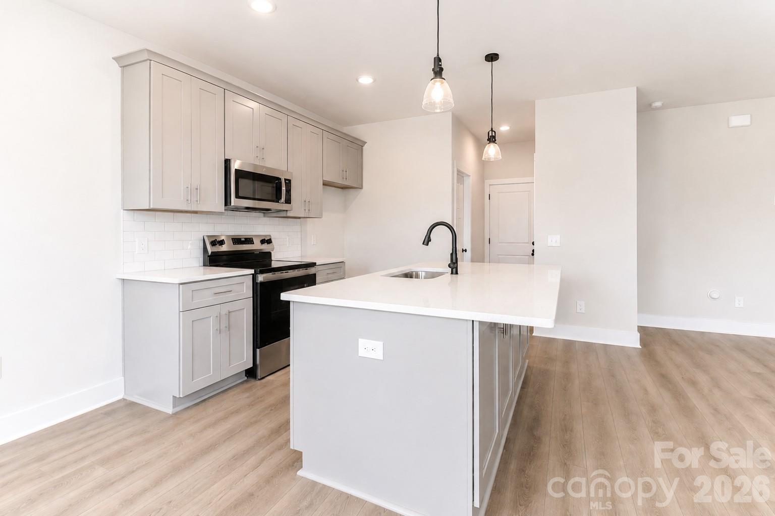 3139 Old Mountain Road — Stony Point