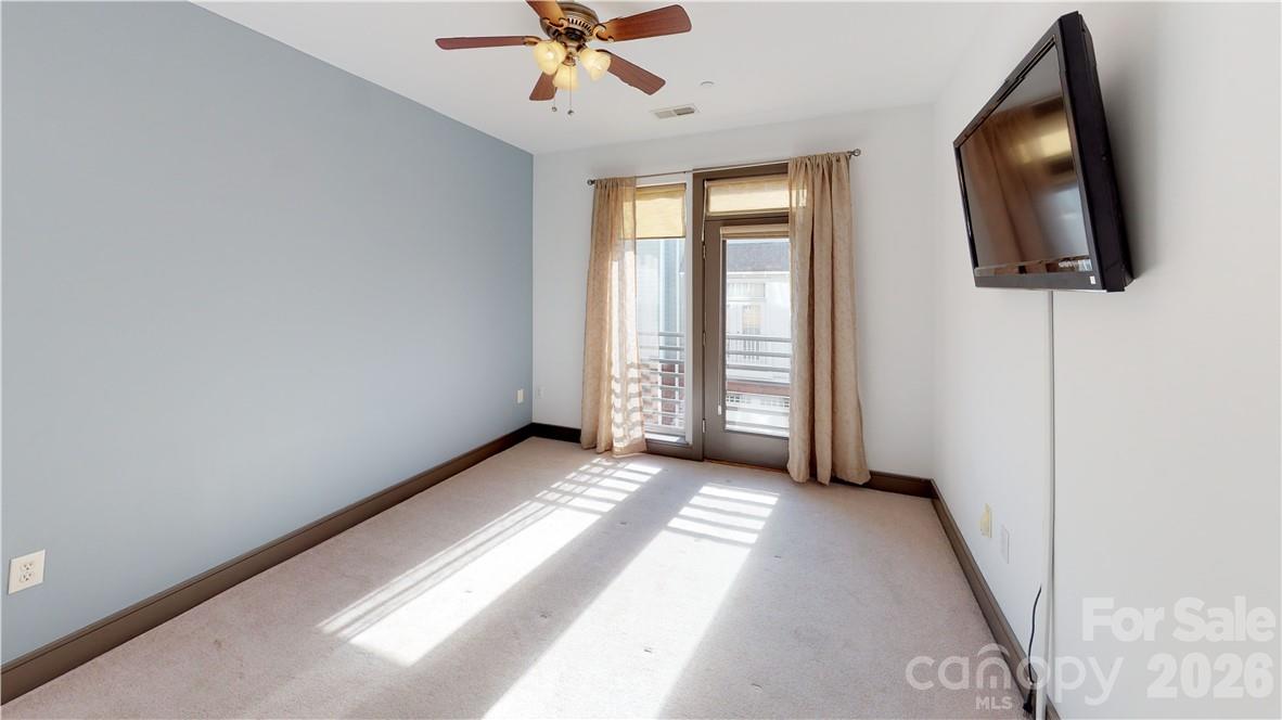2200 Lyndhurst Avenue #105 — Charlotte
