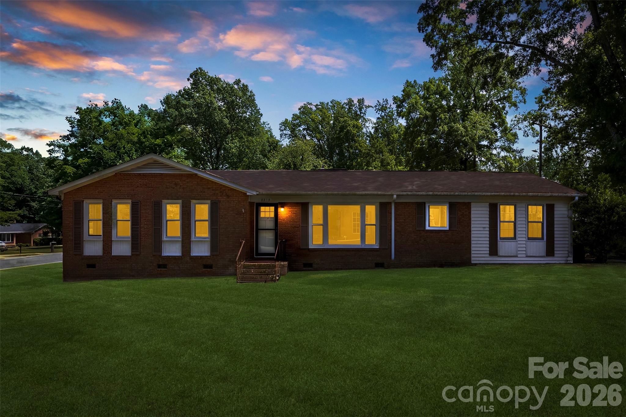 8315 Westbourne Drive — Charlotte