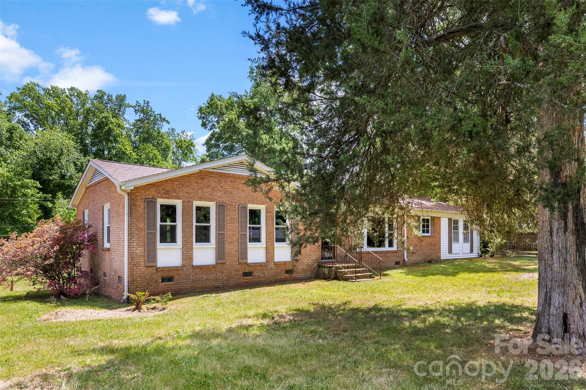 8315 Westbourne Drive — Charlotte