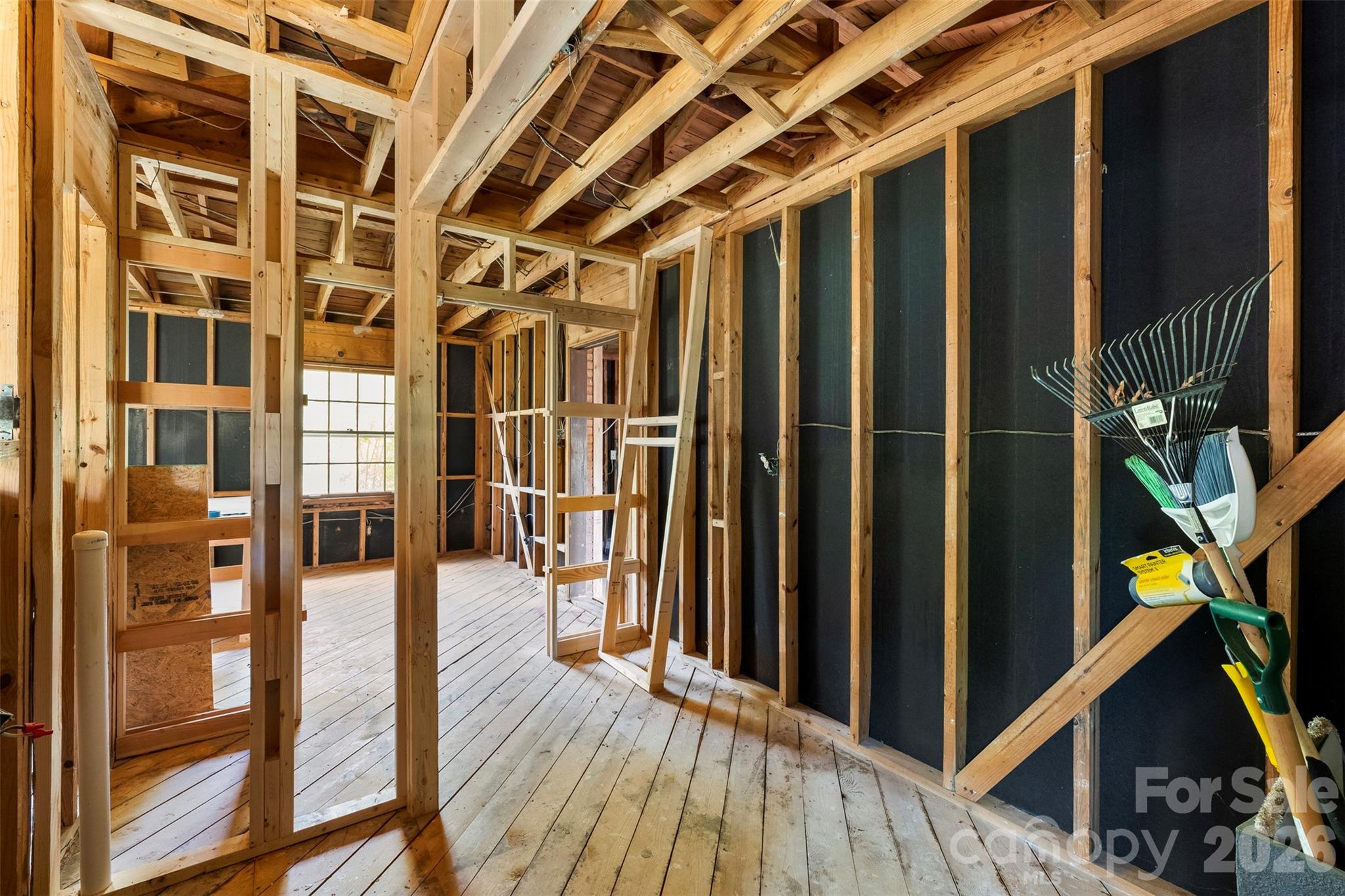 8315 Westbourne Drive — Charlotte