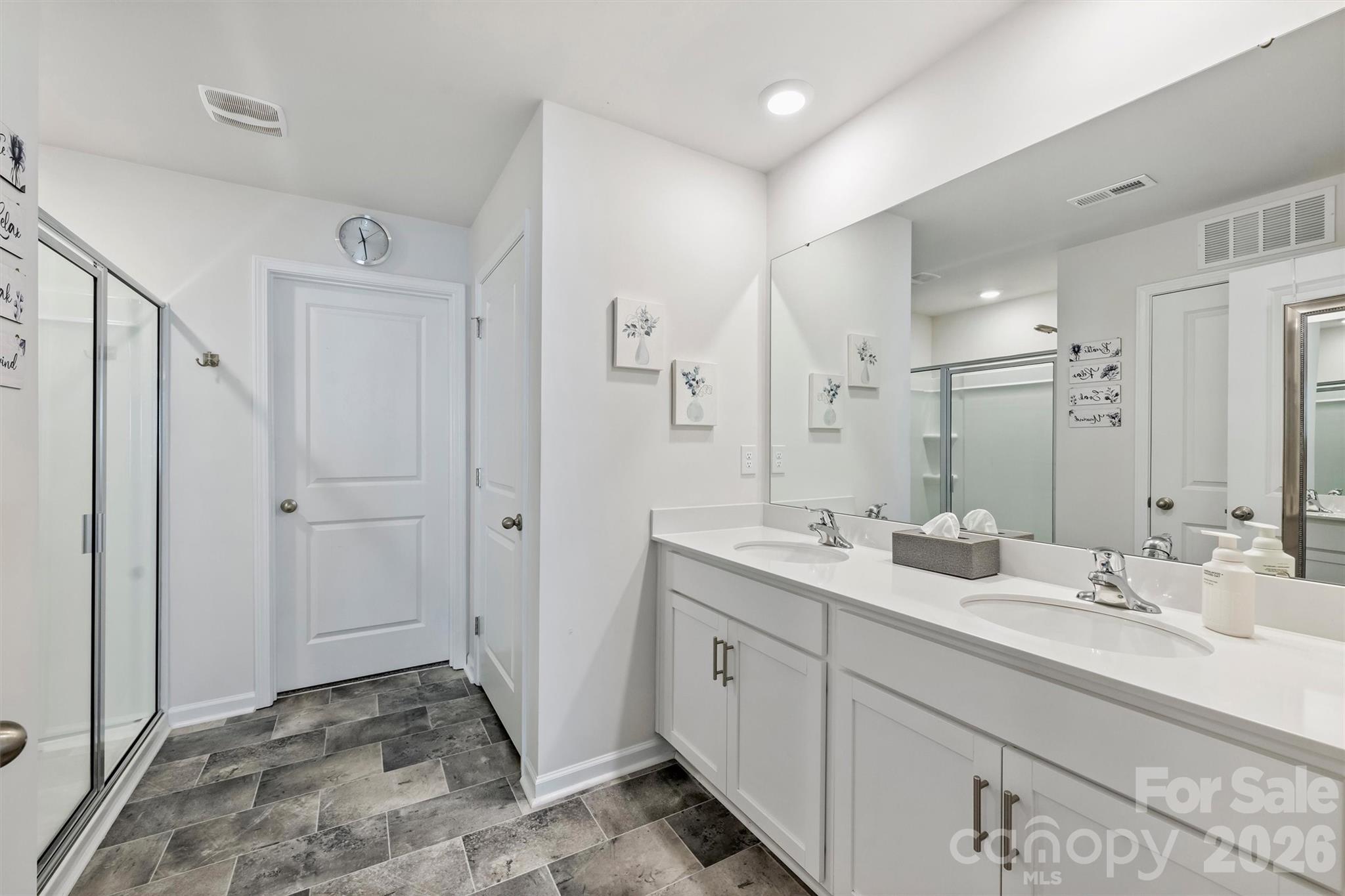 3710 Stanley Creek Drive — Mount Holly