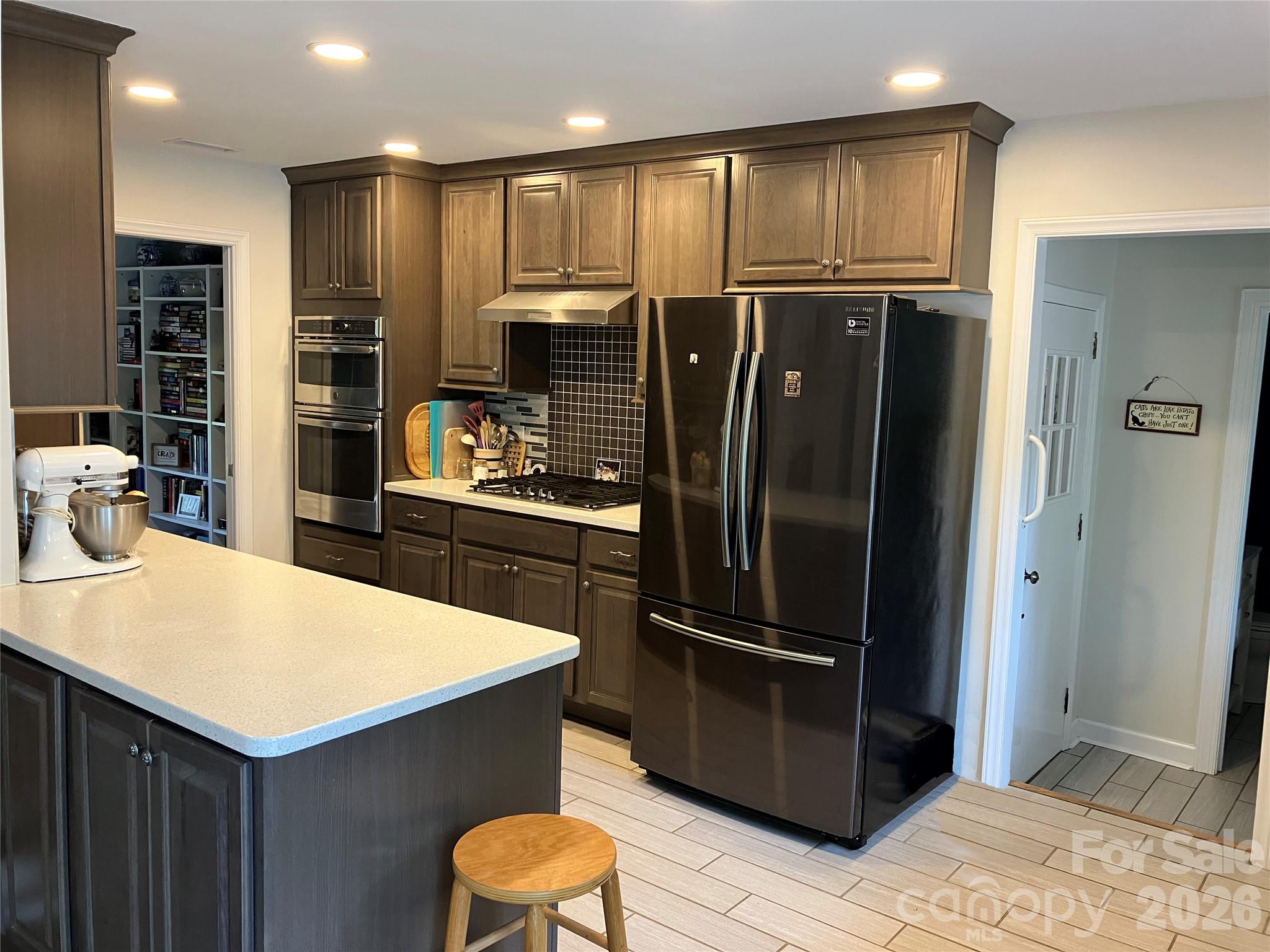 151 Lincoln Road — Forest City