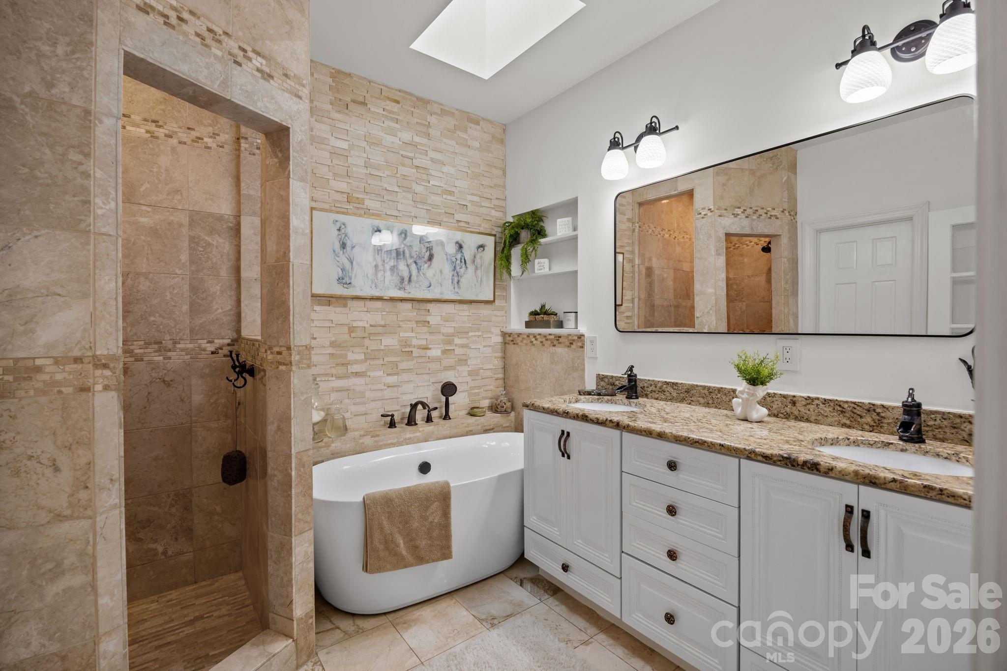 7322 Swansea Lane — Cornelius