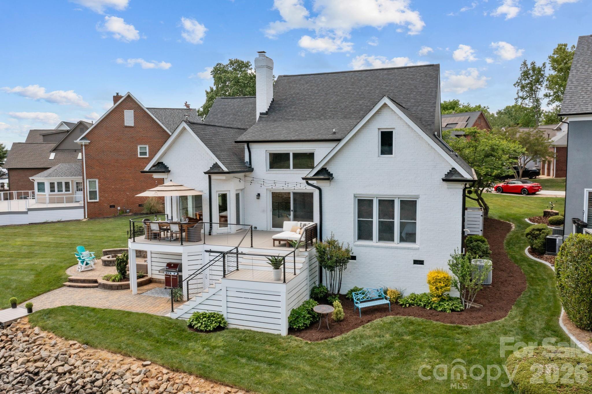 7322 Swansea Lane — Cornelius