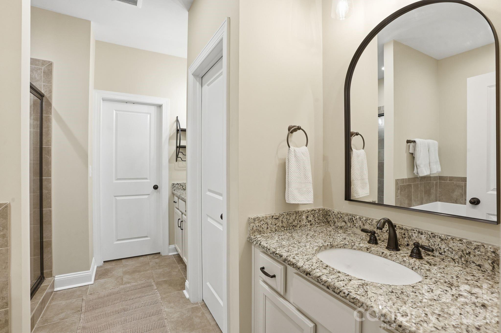 588 Highland Ridge Point — Clover