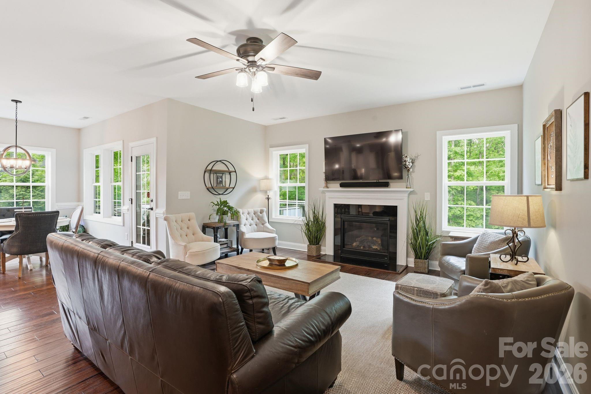 588 Highland Ridge Point — Clover