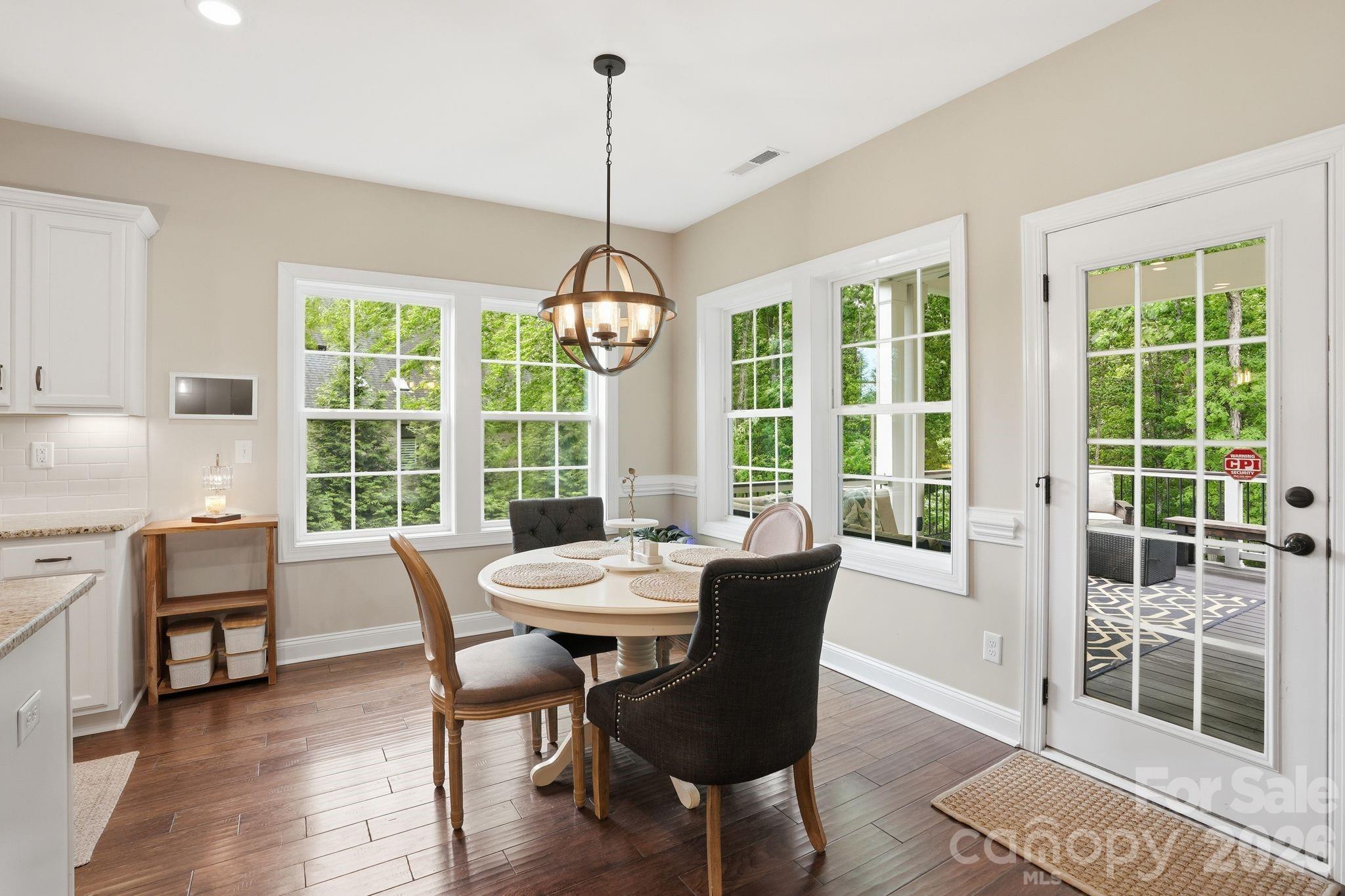 588 Highland Ridge Point — Clover
