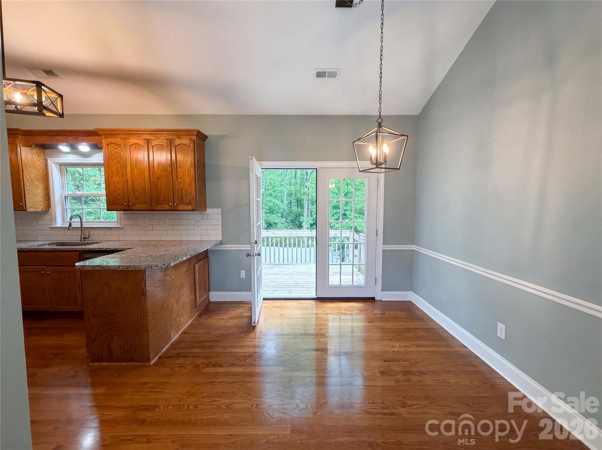 319 Beacon Hills Drive — Gastonia
