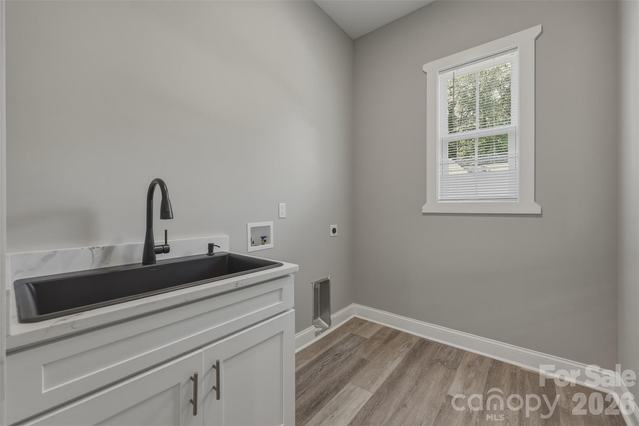5330 Tuckaseegee Road — Charlotte