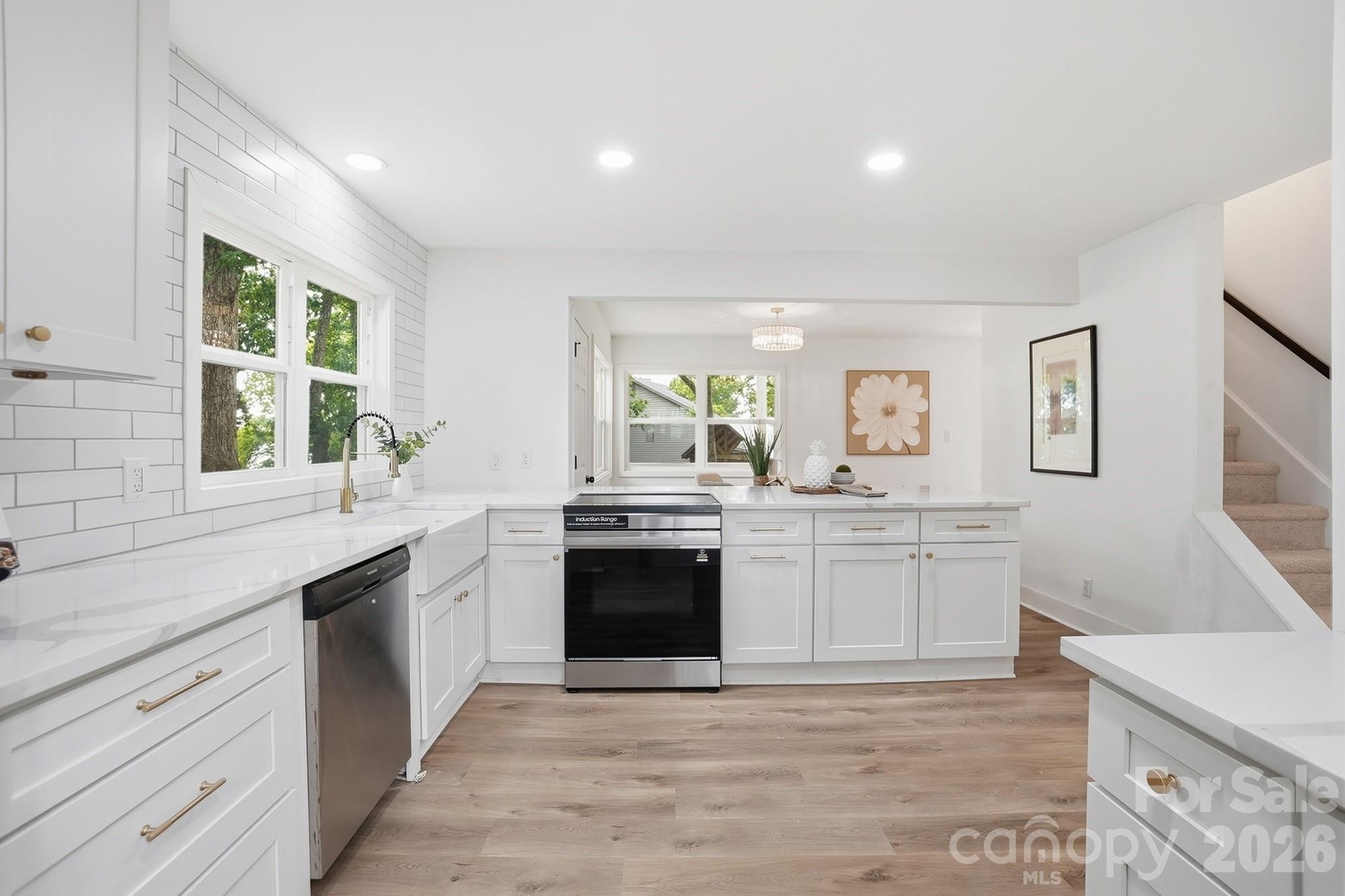 7015 Chelsea Day Lane — Tega Cay