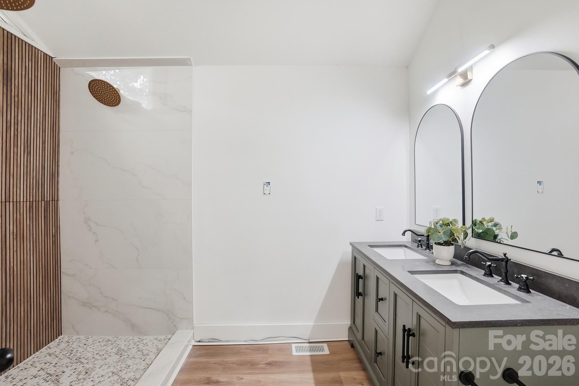 7015 Chelsea Day Lane — Tega Cay