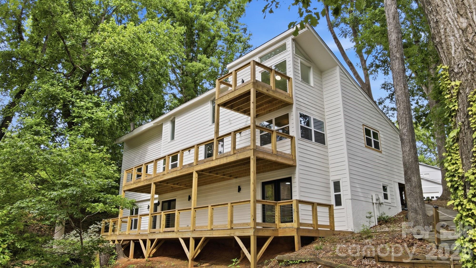 7015 Chelsea Day Lane — Tega Cay