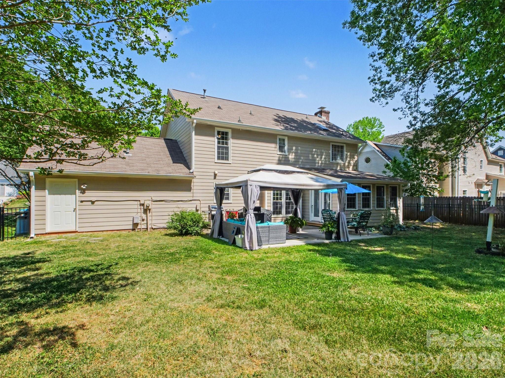 13333 Kintyre Court — Matthews