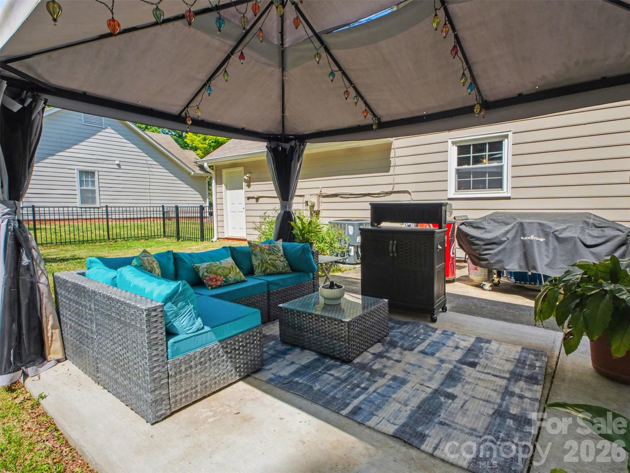 13333 Kintyre Court — Matthews