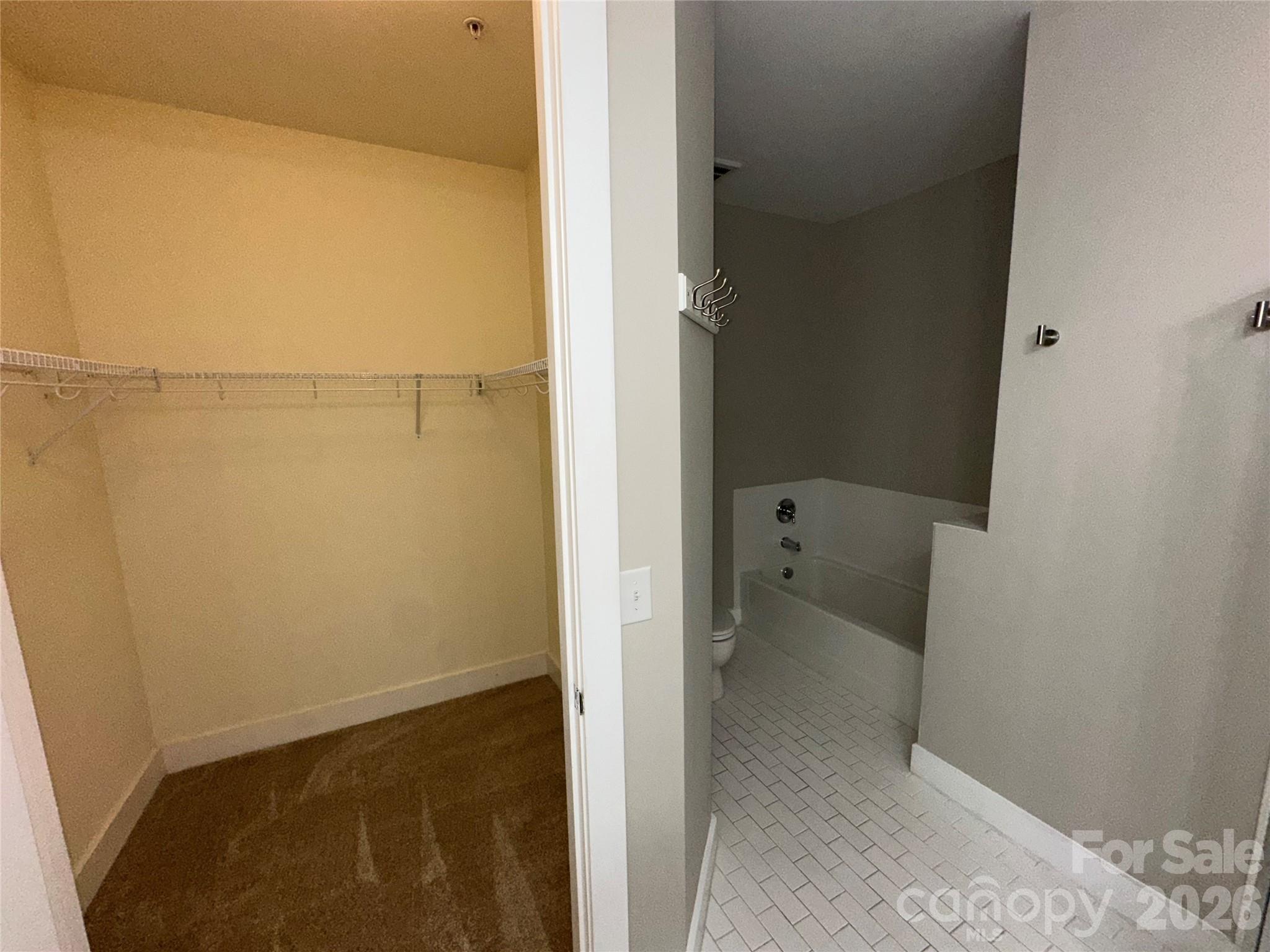 1101 W 1st Street — Charlotte